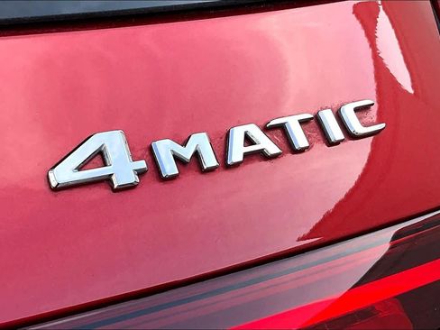 Used 2021 Mercedes-Benz GLE 350 4MATIC w/ Premium Package image 10