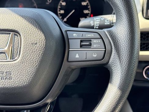 Used 2025 Honda HR-V LX image 9