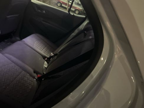 Used 2023 Chevrolet Equinox LT image 11