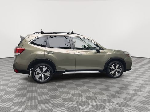 Used 2019 Subaru Forester Touring image 41