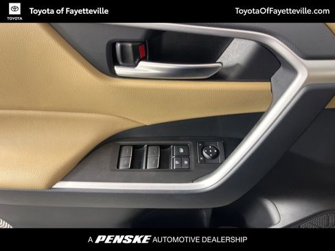 Certified 2025 Toyota RAV4 XLE Premium image 27