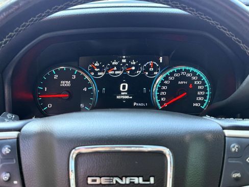 Used 2019 GMC Sierra 2500 Denali w/ Duramax Plus Package AWD/4WD image 25