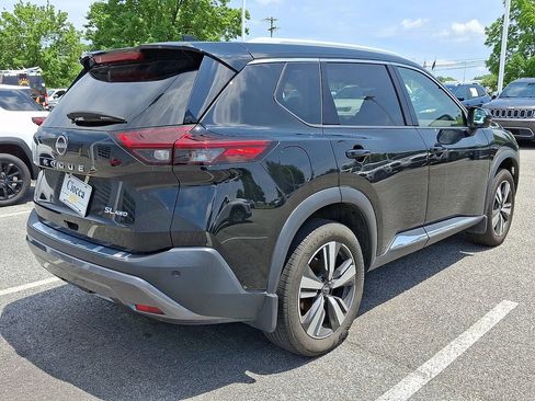 Used 2023 Nissan Rogue SL AWD/4WD image 9