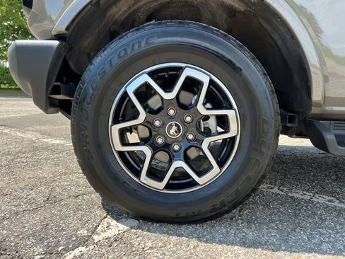Used 2025 Ford Bronco Outer Banks AWD/4WD image 17