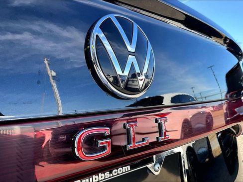 Used 2025 Volkswagen Jetta GLI Autobahn image 42
