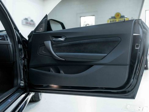 Used 2018 BMW M2 image 42