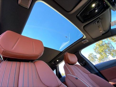 New 2026 Cadillac Optiq Sport 2 image 31