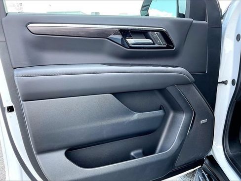 New 2026 Chevrolet Tahoe LT w/ Comfort Package AWD/4WD image 24