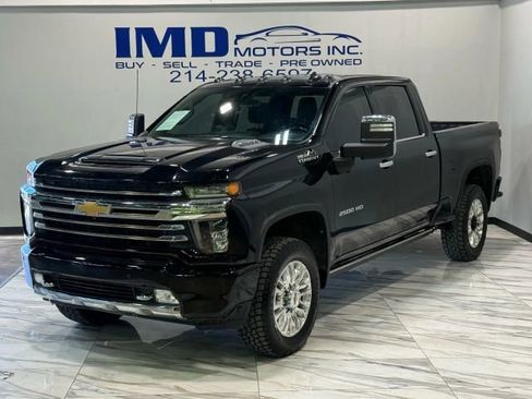 Used 2022 Chevrolet Silverado 2500 High Country w/ Safety Package II image 51