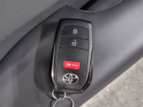 Used 2023 Toyota Prius LE image 34