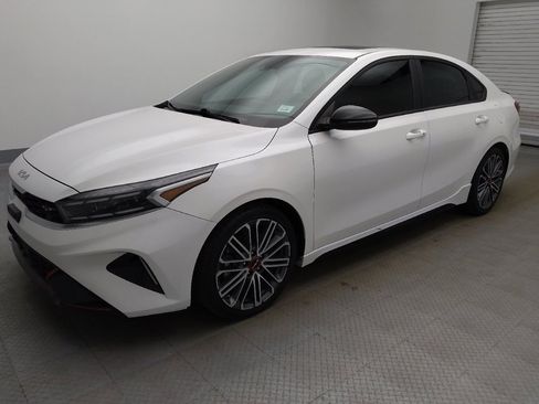 Used 2022 Kia Forte GT w/ GT2 Package FWD image 2