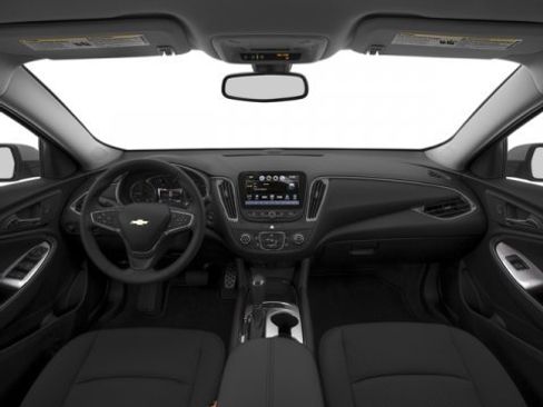 Used 2017 Chevrolet Malibu LT image 11