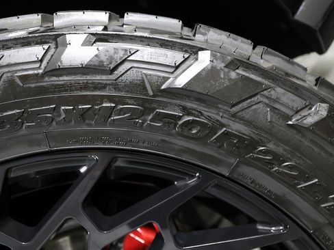 Used 2025 Cadillac Escalade V image 60