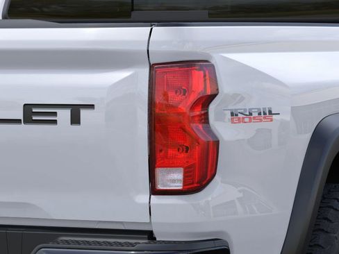 New 2026 Chevrolet Colorado Trail Boss AWD/4WD image 17