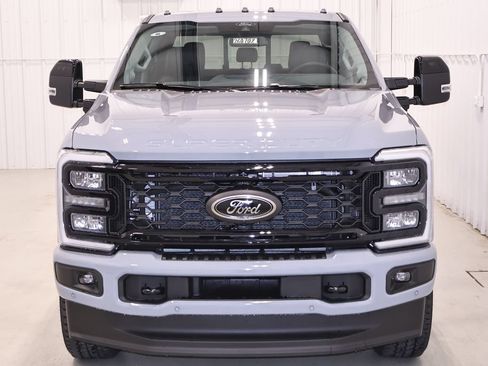 New 2026 Ford F350 Lariat w/ Black Appearance Package AWD/4WD image 4