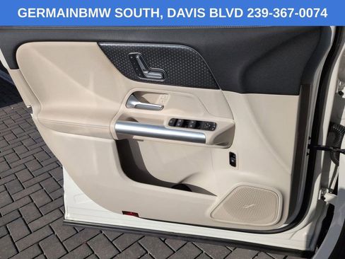 Used 2025 Mercedes-Benz GLA 250 image 30