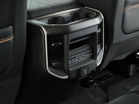Used 2026 RAM 1500 Tungsten AWD/4WD image 7
