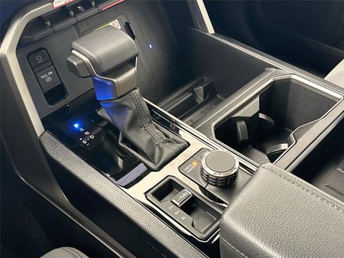 Used 2025 Toyota Tundra SR5 AWD/4WD image 25
