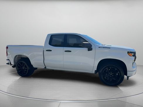 Used 2025 Chevrolet Silverado 1500 Custom w/ Turbomax Blackout Package image 33