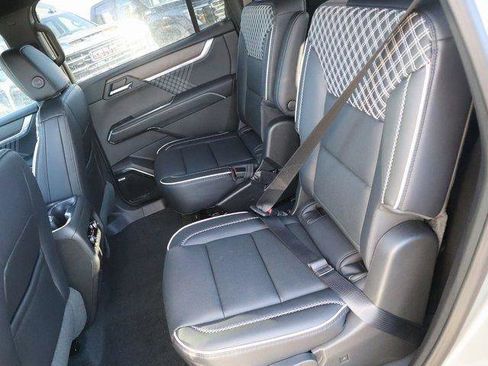 New 2026 GMC Acadia Denali w/ Super Cruise Package image 16