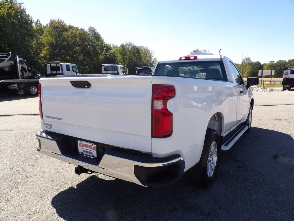 Used 2025 Chevrolet Silverado 1500 W/T RWD image 7