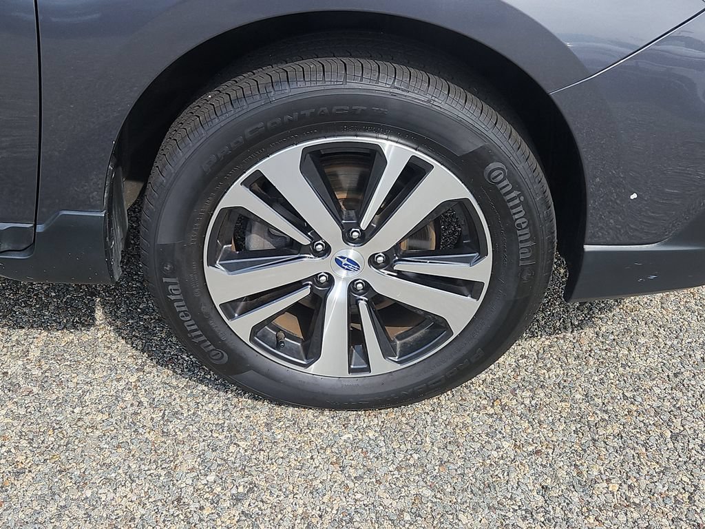 Used 2019 Subaru Outback 3.6R Limited AWD/4WD image 10