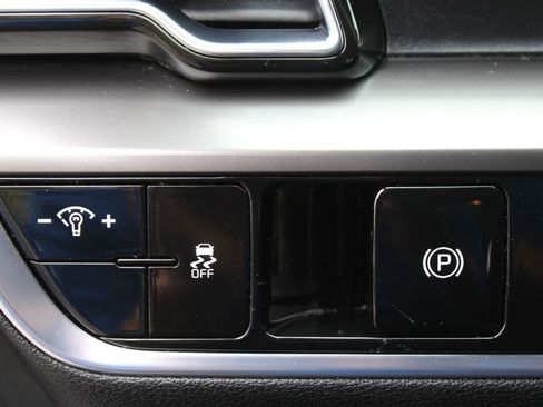 Certified 2023 Kia Sportage EX image 24