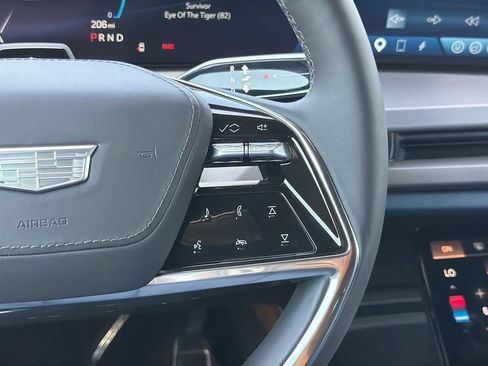 Used 2026 Cadillac Vistiq Premium Luxury AWD/4WD image 10