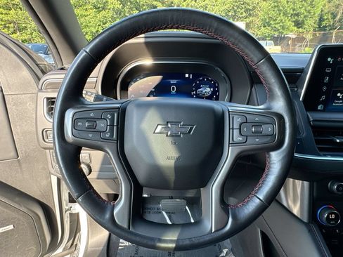 Used 2022 Chevrolet Suburban RST w/ Sport Performance Package AWD/4WD image 16
