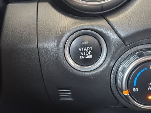 Used 2023 MAZDA MX-5 Miata Grand Touring RWD image 32