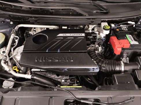 Used 2023 Nissan Rogue S AWD/4WD image 18