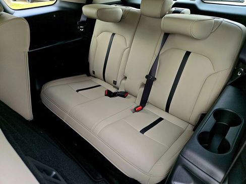 New 2026 MAZDA CX-90 3.3 Turbo w/ Preferred Package image 19