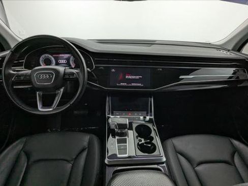 Used 2022 Audi Q7 3.0T Premium w/ Convenience Package AWD/4WD image 24