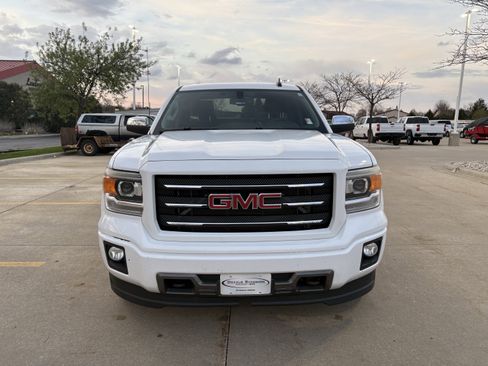 Used 2015 GMC Sierra 1500 SLE image 2