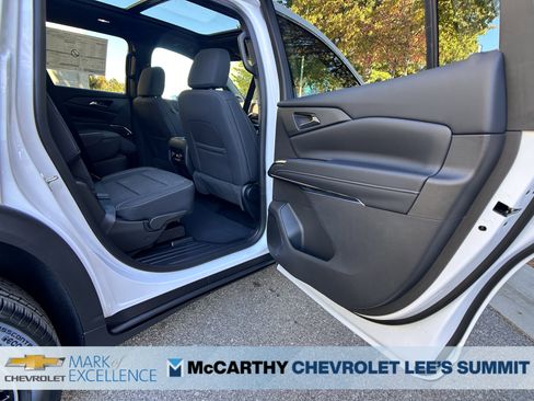 New 2026 Chevrolet Traverse LT w/ Sun and Wheel Package image 41