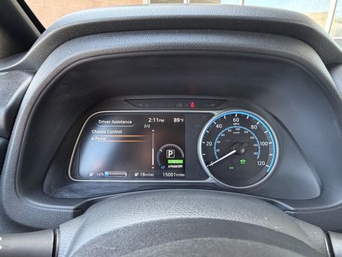 Used 2024 Nissan Leaf S FWD image 19
