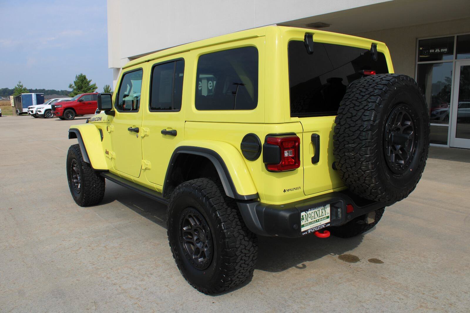 Certified 2022 Jeep Wrangler Unlimited Rubicon w/ Xtreme Recon 35" Tire Package AWD/4WD image 9