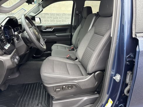 Used 2023 Chevrolet Silverado 1500 LT w/ Convenience Package II image 15