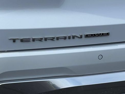 Used 2027 GMC Terrain Denali w/ LPO, Floor Liner Package AWD/4WD image 2