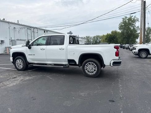 Used 2022 Chevrolet Silverado 2500 High Country w/ Safety Package II AWD/4WD image 10