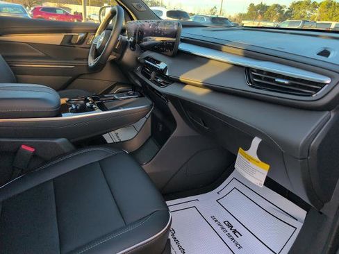 New 2025 Buick Enclave Preferred w/ Power Package image 8