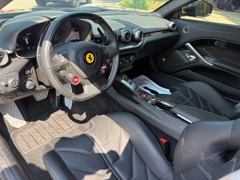 Used 2017 Ferrari F12 Berlinetta RWD image 7