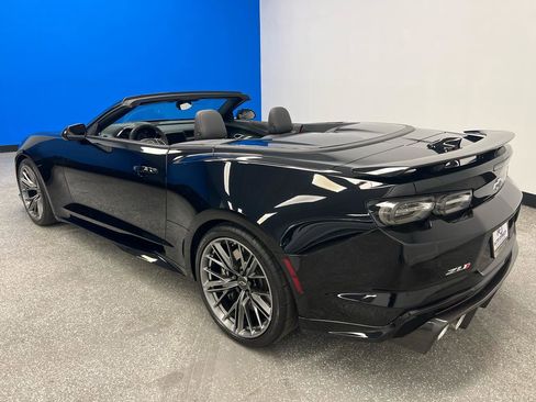 Used 2022 Chevrolet Camaro ZL1 RWD image 8