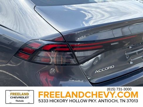 Used 2025 Honda Accord Touring image 12