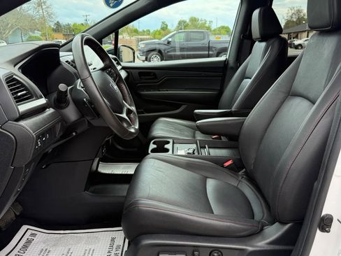 Used 2025 Honda Odyssey Sport-L image 13