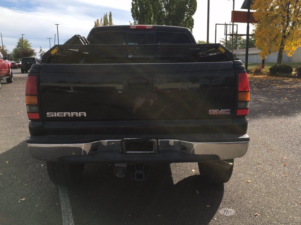 Used 2006 GMC Sierra 1500 SLE w/ Onstar Plus Package AWD/4WD image 5
