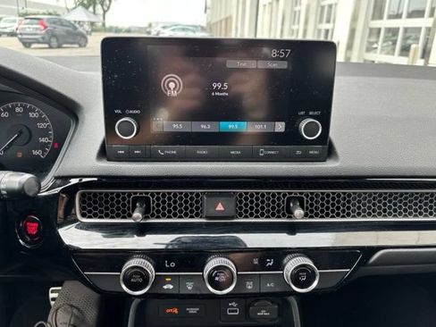 Used 2023 Honda Civic Sport image 13