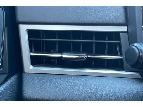 Used 2022 Mitsubishi Outlander ES image 29