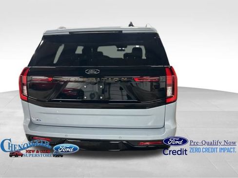 New 2025 Ford Expedition Tremor image 4