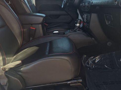 Used 2019 Jeep Wrangler Unlimited Rubicon image 26